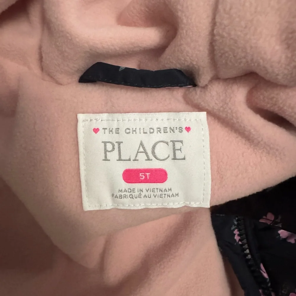 The Children's Place Floral Puffer Jacket - Black and Pink